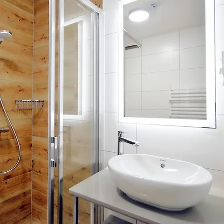 Relax Apartmanhotel 3*